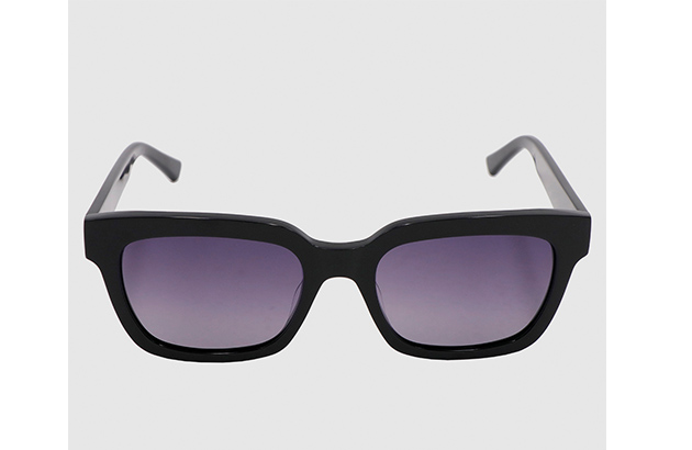 The role of sunglasses